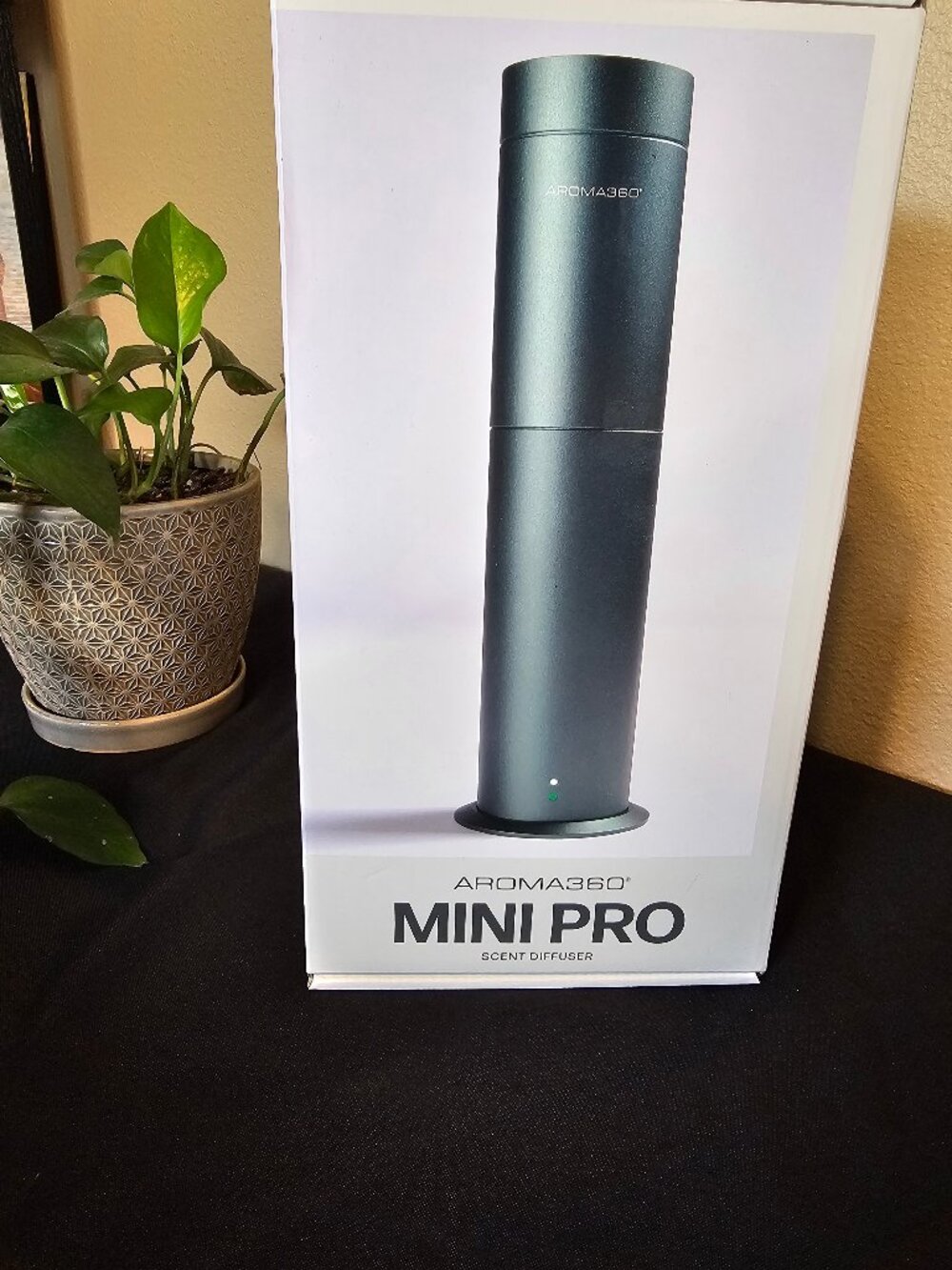 Aroma 360 Mini Pro Smart Diffuser- Metallic Green + Free Heat Elite Oil
